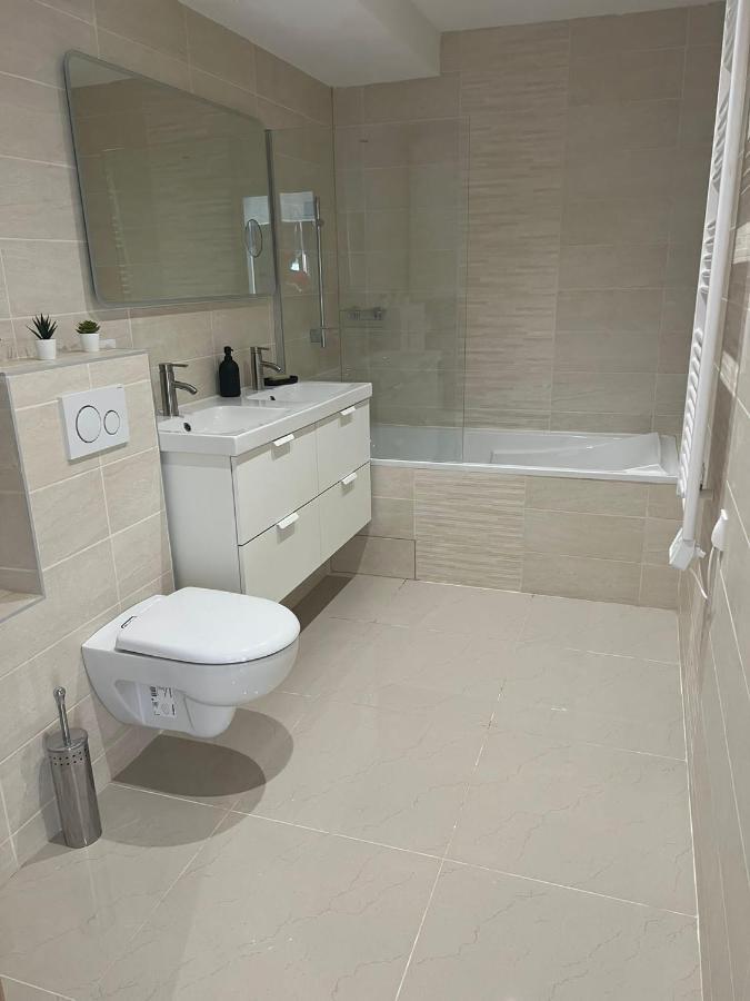 App 1 Mulhouse Centre , 6 Personnes Apartment ภายนอก รูปภาพ