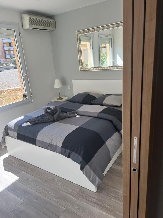 App 1 Mulhouse Centre , 6 Personnes Apartment ภายนอก รูปภาพ