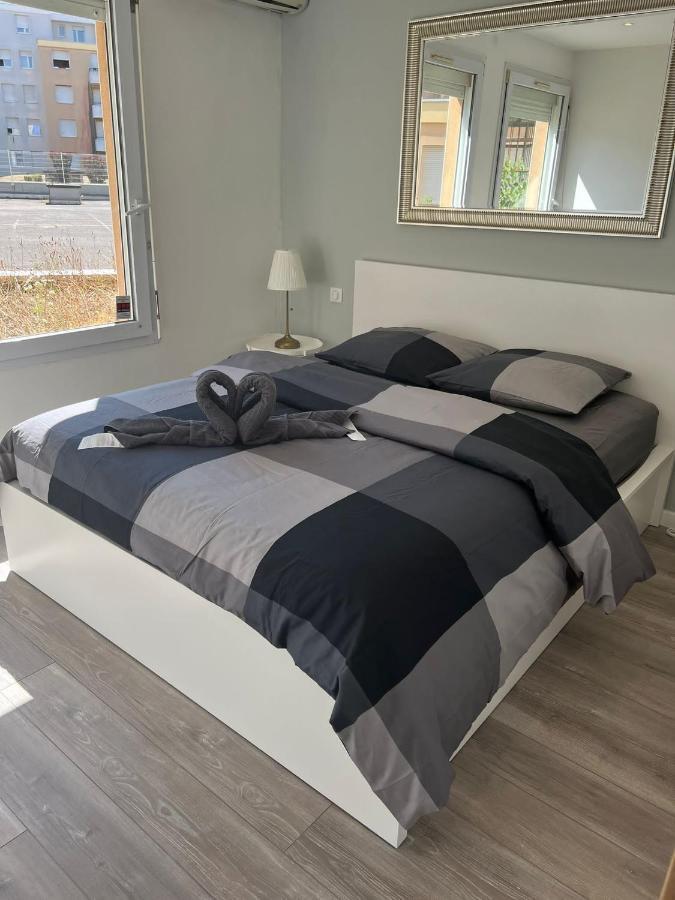 App 1 Mulhouse Centre , 6 Personnes Apartment ภายนอก รูปภาพ